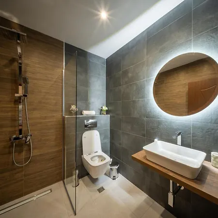 Centre Spacious 2 Bedroom Apartment Sofia