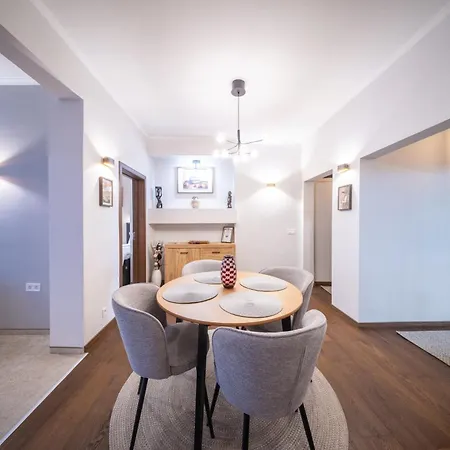 Lägenhet Centre Spacious 2 Bedroom Sofia