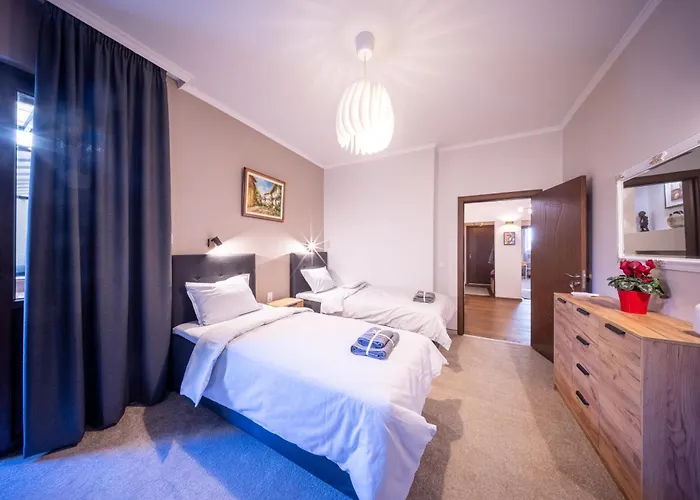 Centre Spacious 2 Bedroom アパート ソフィア