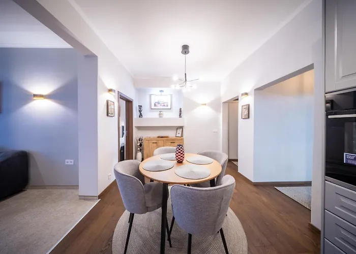 アパート Centre Spacious 2 Bedroom ソフィア