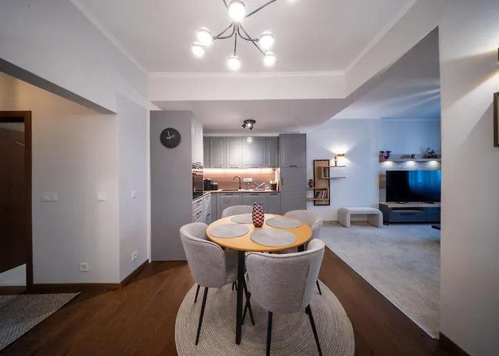 Centre Spacious 2 Bedroom アパート